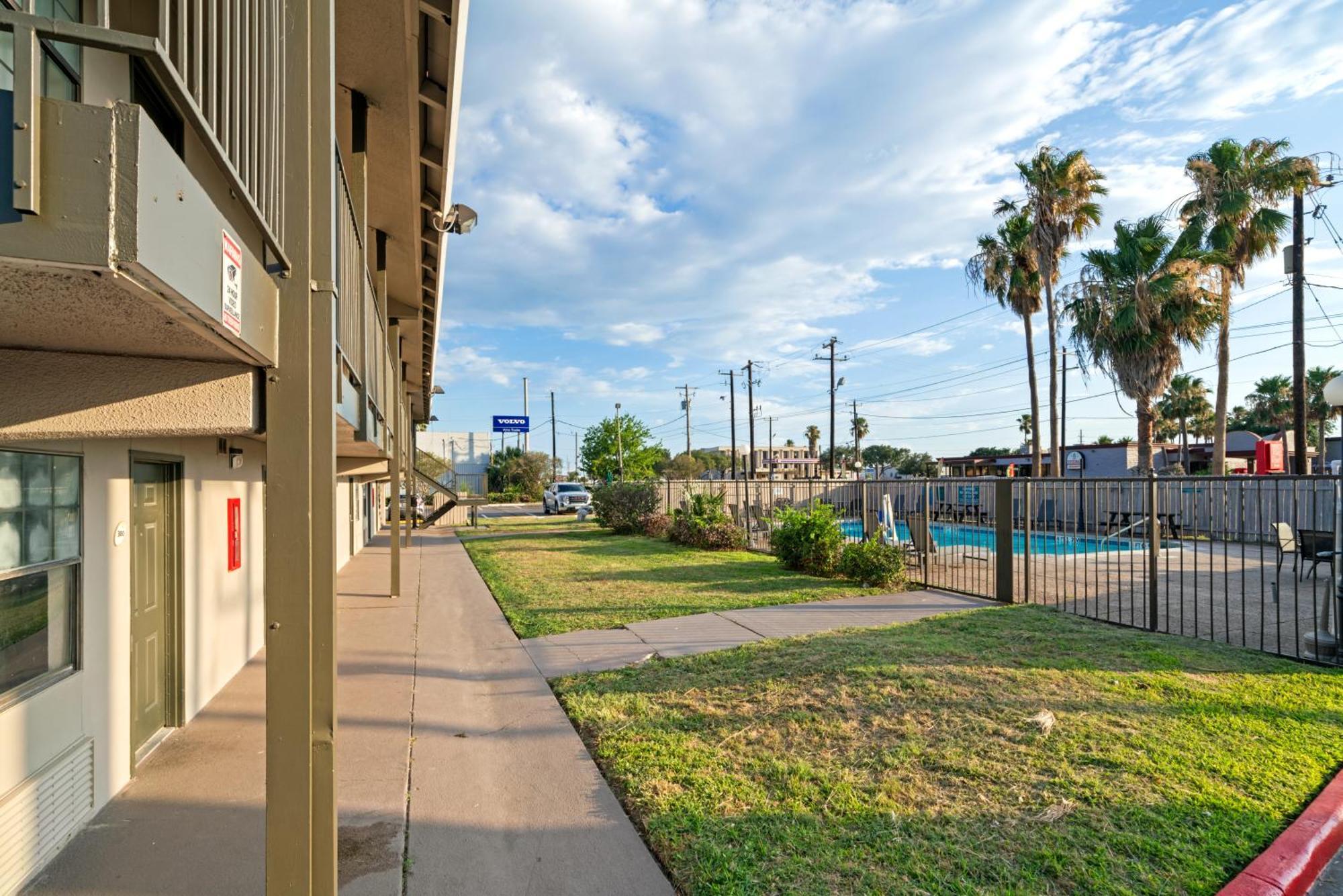 La Quinta Inn By Wyndham Corpus Christi North Eksteriør billede