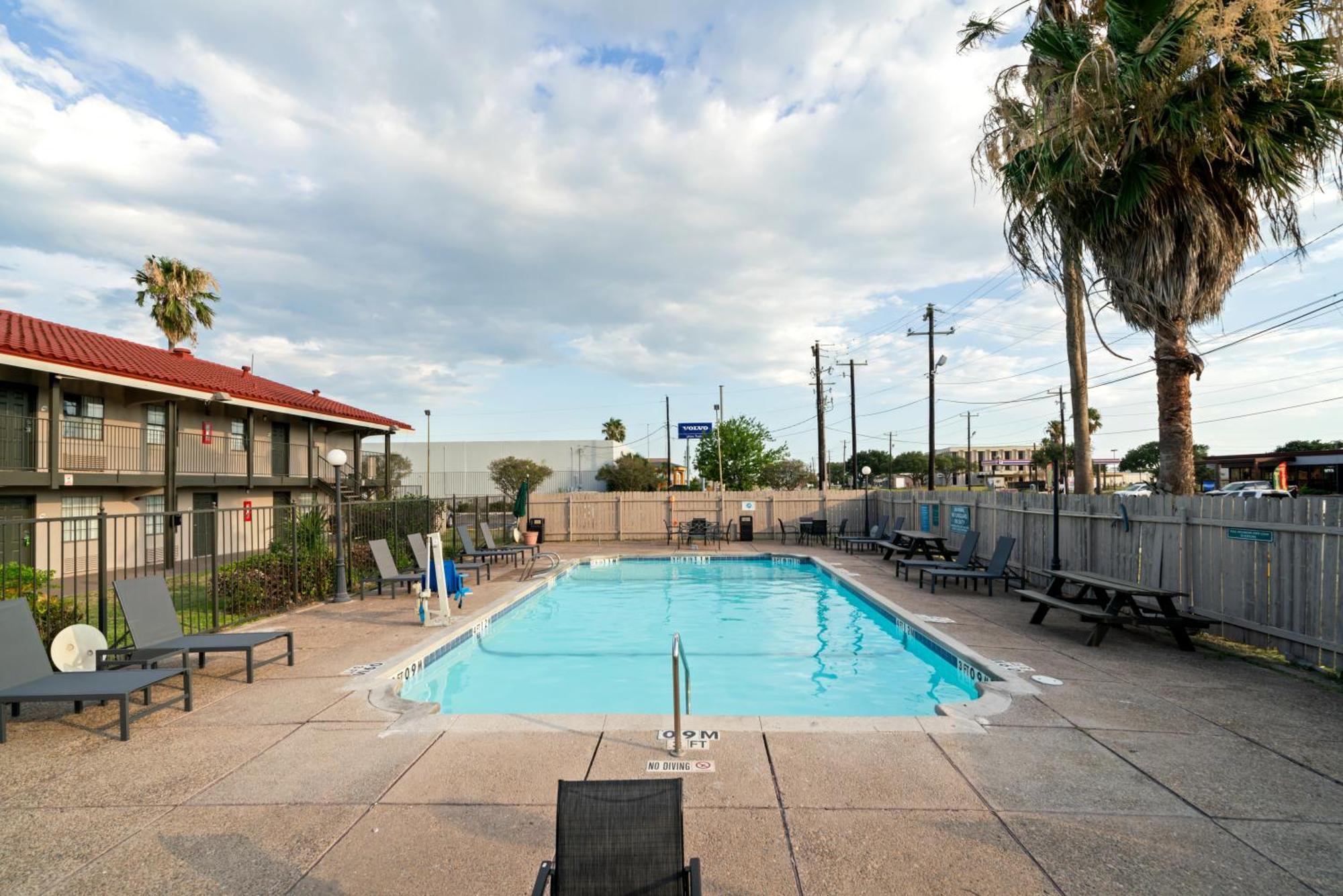 La Quinta Inn By Wyndham Corpus Christi North Eksteriør billede