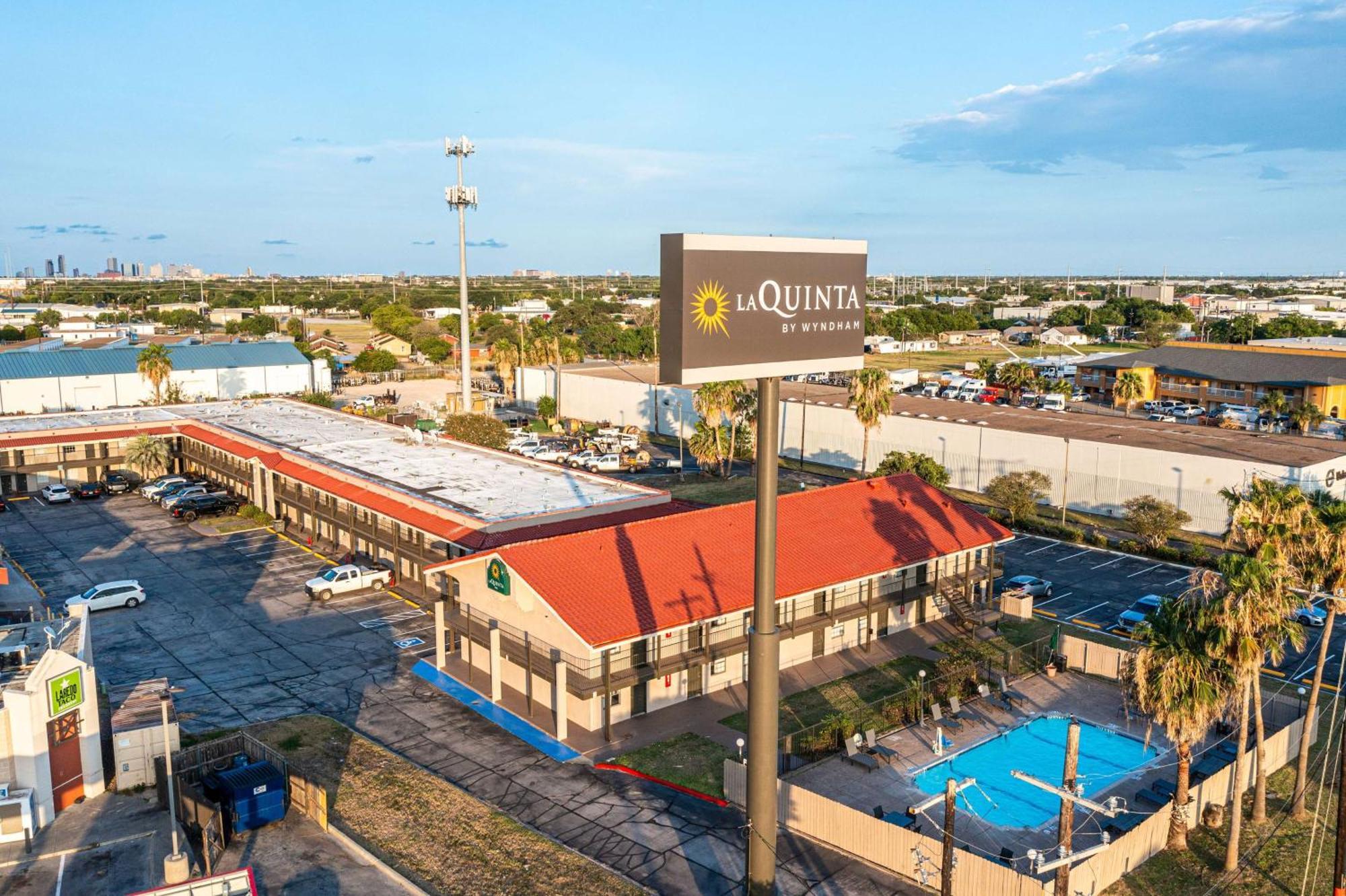 La Quinta Inn By Wyndham Corpus Christi North Eksteriør billede