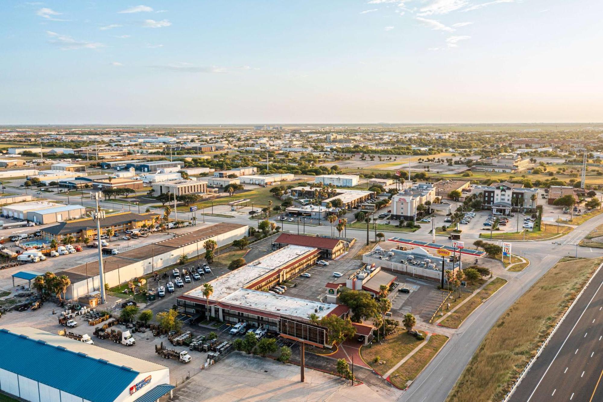 La Quinta Inn By Wyndham Corpus Christi North Eksteriør billede
